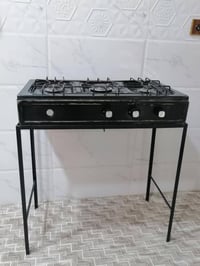 طباخ • نضيف • بيه مجال