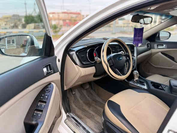 السلام عليكم كيا اوبتما موديل 2013 خليجي كفاله عامه من الدعاميه للدعاميه بيهة شخط 
بسيط مبين بالصور باب عكس السايق 
فقط هذا السيارة كفاله عامه 
محرك 2400 دوش شرط ممفتوح بي برغي 
بصمه تشغيل + ابواب 
مري شفط + حساس 
تبريد خلفي امامي 
تخم تاير حداديه تبريد بسمي 
السيارة ع ايدي من سنت 2014 
انظف اوبتما 
سعرهة 140 بيهة مجال بسيط جدا مكاني واسط قضاء الحي 
***********
***********
