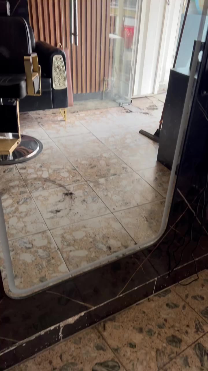 السلام عليكم
مراية مستعملة اقل السنة لمس انارة لد السعر 100 وبيهه مجال
مكاني بغداد الحرية
التواصل *********** واتساب
