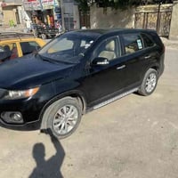 سورنتو موديل 2012  وارد خليجي (7راكب )  متجايه علا صفحه عكس السايق بدو...