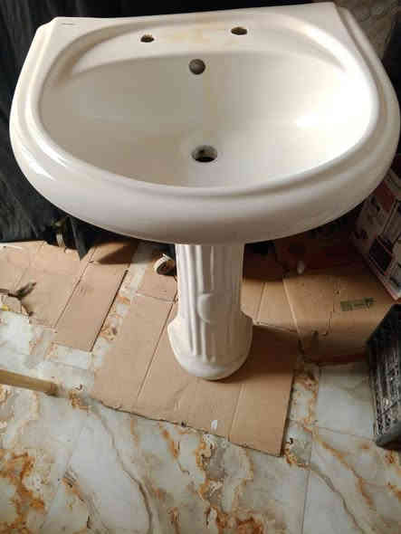 غراض مستعمله للبيع شغاله  سعر مناسب مكان حله نادر ***********
