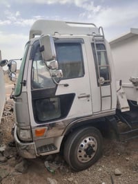 وبركاته هينو لبيع بسعر مناسب وتفاصيل اتصل ونرهم 07827368616 0787850485...