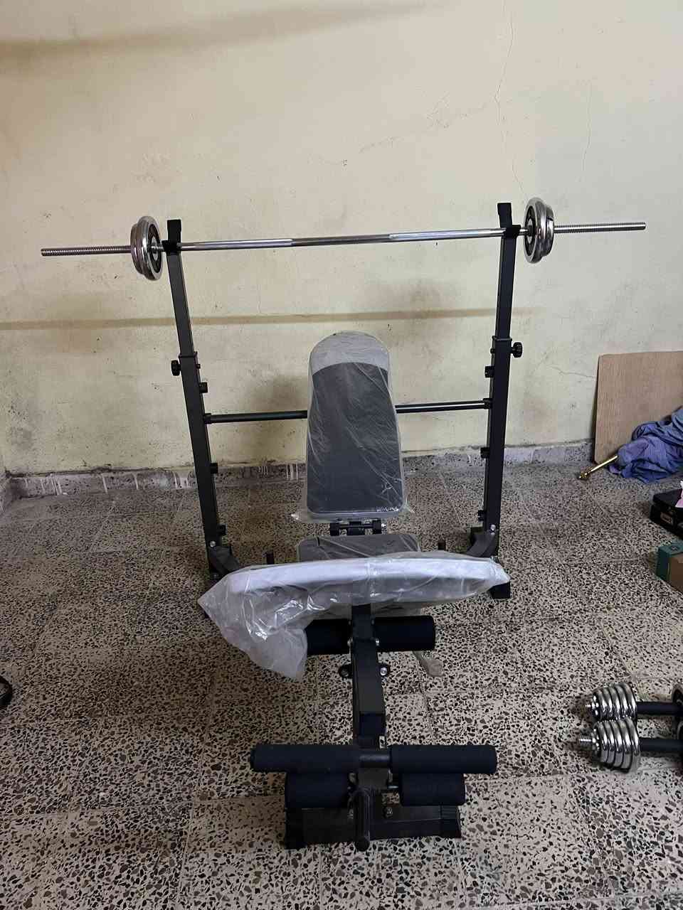 سلام عليكم مصطبه متعدده التمارين مع ملحقات مستخدم اسبوعين سبب البيع عدم التفرغ :شفت عدل وزن 7 كغم مع اقراص للشفت قرصين 5 كغم +قرصين 2.5 كغم + كيرل+ سحب + تراي, كيرل سيقان +2 دمبلص وزن الدمبلص الواحد 15 كغم السعر 250 الف

للاستفسار رقم الهاتف *********** 
او على الخاص
المكان كركوك
