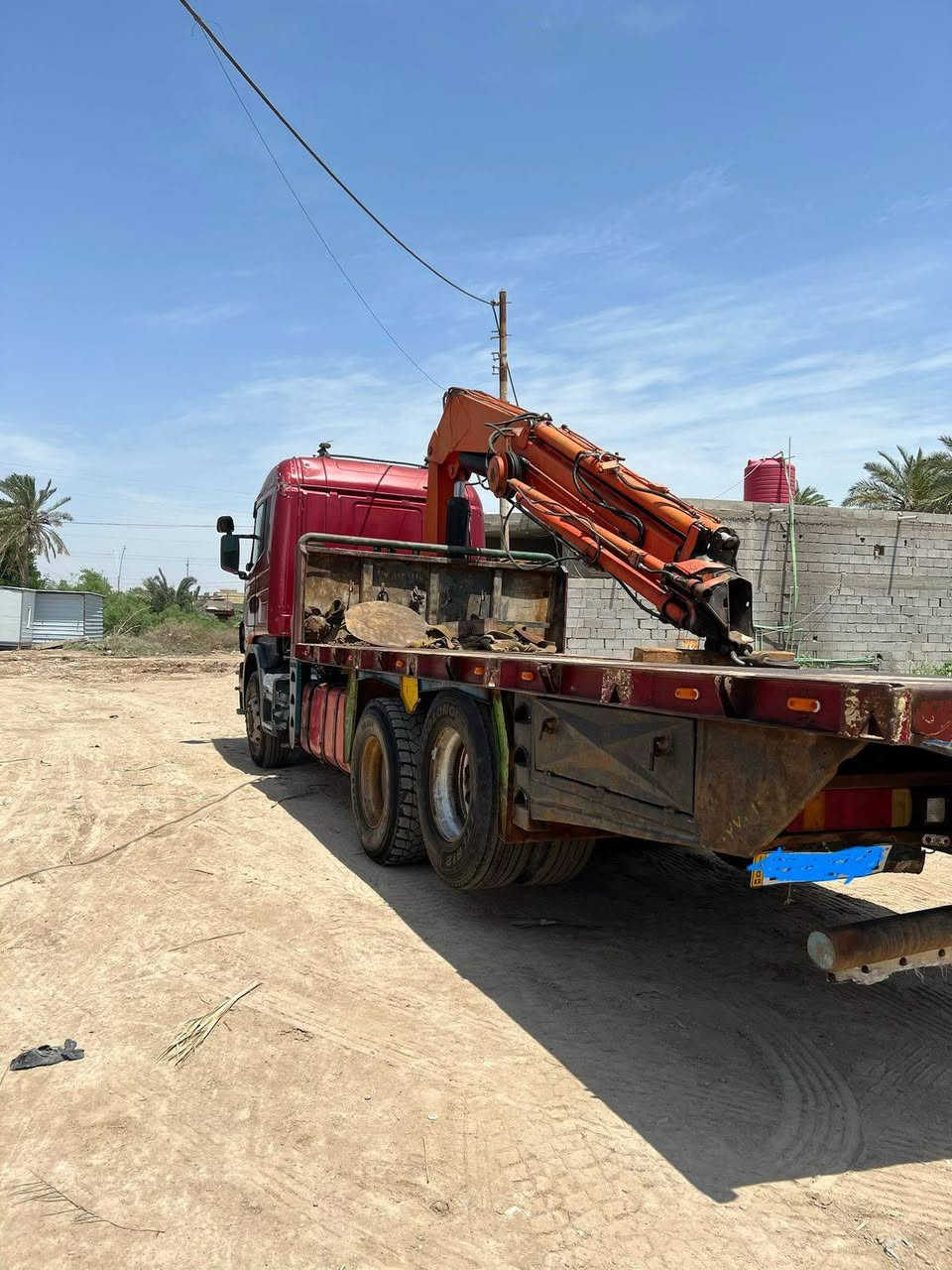 السلام عليكم سكانيه كرين مديل٢٠٠٤  جهاز فاس ٢١ طن رابعه سليت دوران كامل مزوج رقم اربيل تنتهي ٢٠٣١ مكان بصره  . ***********
