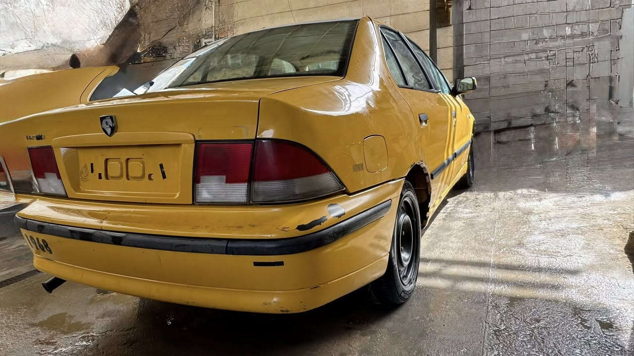 سلام عليكم سمند للبيع  2011  سنوية لل 29 سيارة جاهزة من كلشي كير مكينة تبريد حدادية الرقم عندي وصل فقط استلام انكليزي خايس بالدواير والدوس مكاني البصرة السعر 23 
***********
