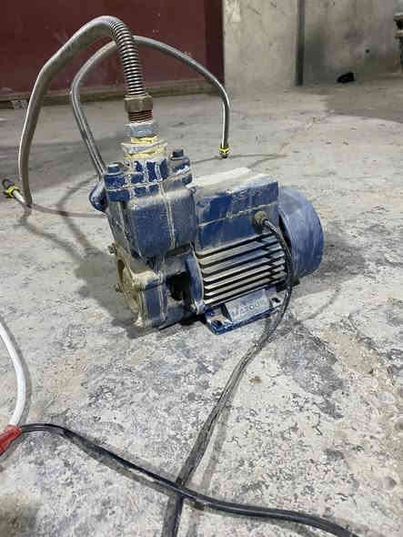 غراض للبيع مستعملات  5  أشهر فقط 

نانو مع الواير مالتة 15 متر سعـ.ر 65
ماطور ماء حرامـ.ـي  1 انج سعـ.ر 75
جهاز تحويل 3خطوط 100 أمبير سعـ.ر 75

مكاني الطارمية البغدادي 
***********
***********
