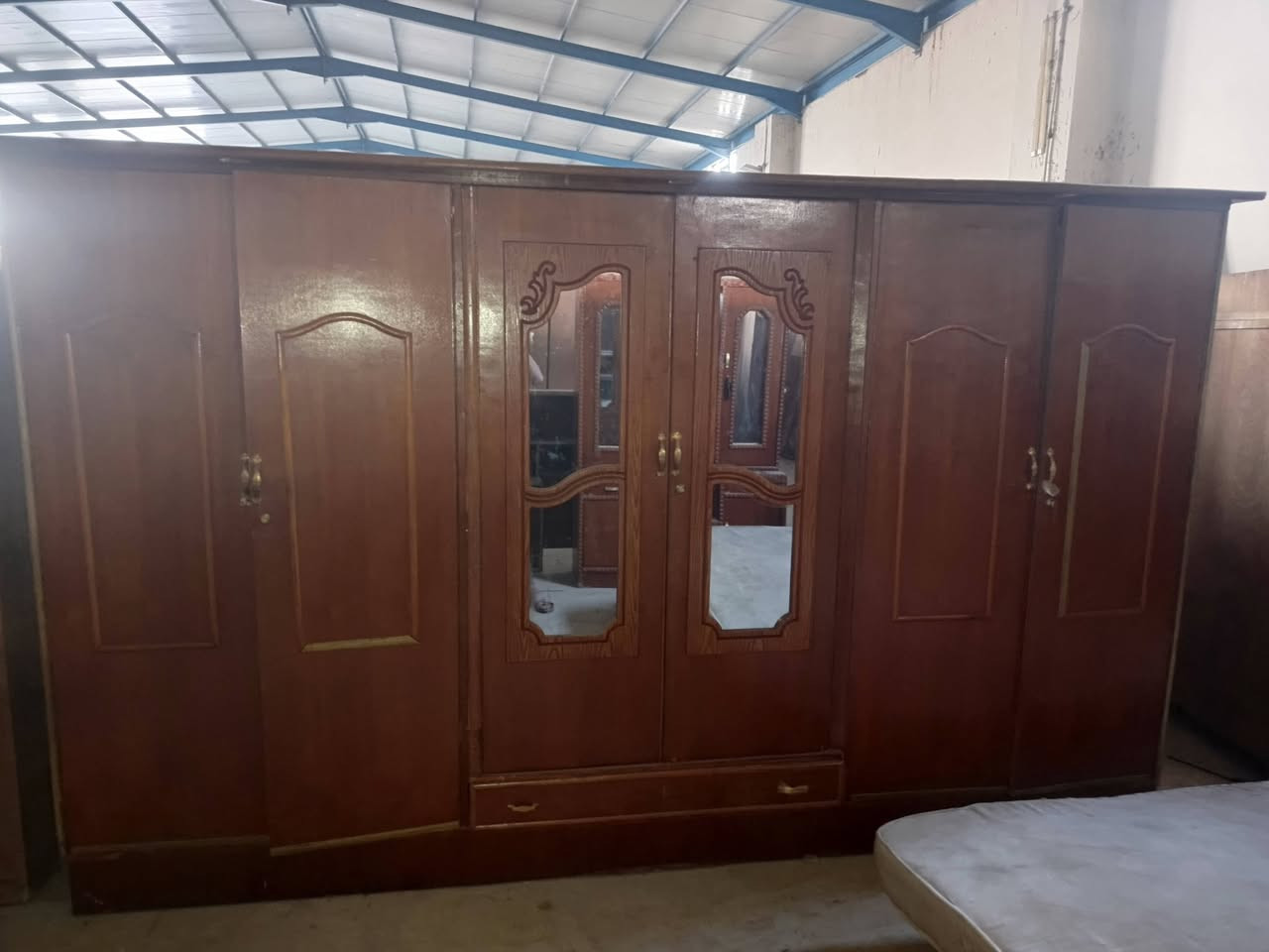 يوجد غرف نوم مستعملات نضيفات جدا 
والاسعار داخل الصور 

العنوان / الخالص عرب شوكه مقابيل محطة جوهرة الفؤاد 

 للستفسار الهاتف + واتساب  
‏‪***********‬‏
