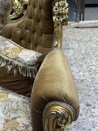 تخم ١٠ مقعد ثلاثي ٢ + ٤ كرسي نظافه ٩٠ ٪؜ مصري زان سعر ٨٠٠ ألف بي مجال ...