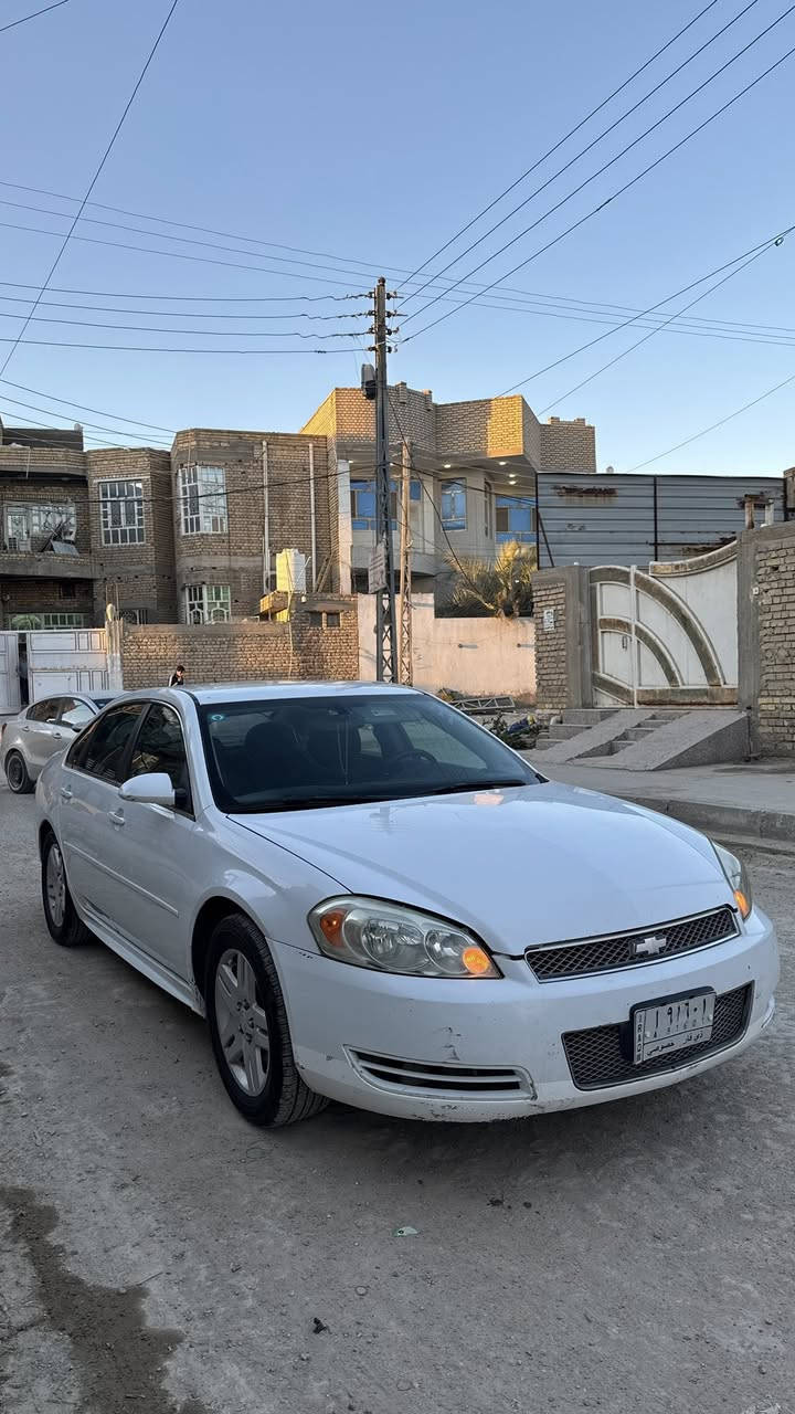 امبالا 2016 طلب خاص 🇺🇸
مواصفات السياره لمتدد ☑️ 
بجم كروم 
وويل كروم 5 
رقم ذي قار بسمي تحويل مباشر 
تدفئة بالكشنات الاماميه 
كرسي سايق  كهربائي
شاشه تاب 
كهربائيات شغاله 
 طخم تايرات / صدر جديد تبريد شغال .. 
 🛑 العنوان : سوق الشيوخ / حي دولار 
🛑رقمي : *********** 
 🔺ضرر السياره كفاله فقط(  بارد)
🔺السعر : 115 وبيها مجال بسيط

***********
