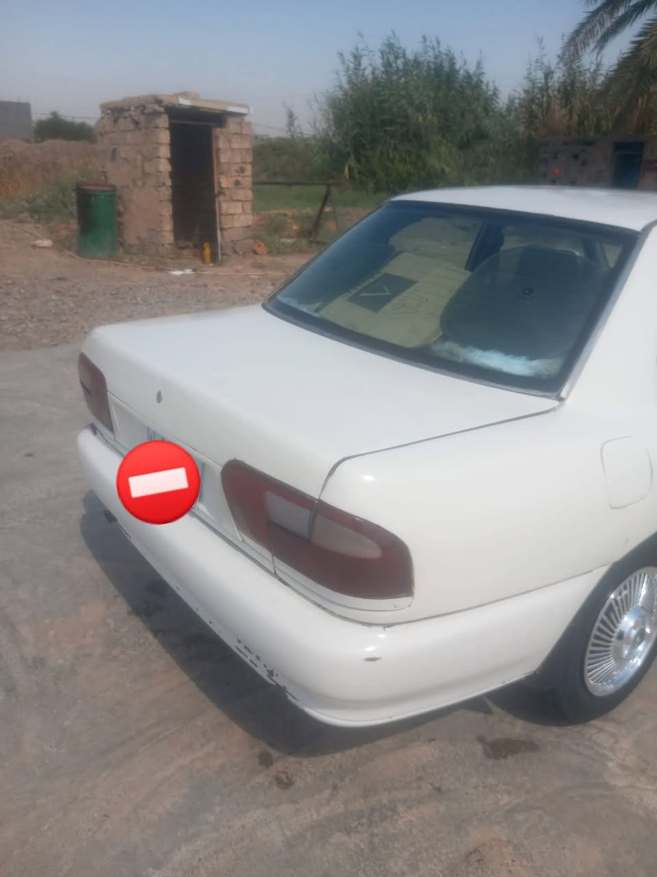 مصبوغه عام
برتون 2002 

رقم بغداد انكليزي

سنويه لغايه 2028

مصبوغه عام 

كير محرك مكفول

تخم تاير جديد

صدر نص عمر

كهربايئات شغاله كلهه

تبريد عايز كمبريسر

هزه شهر وتصقط

السعر35$وبيهه مجال

العنوان صلاح الدين الظلوعيه

رقم الهاتف:***********
