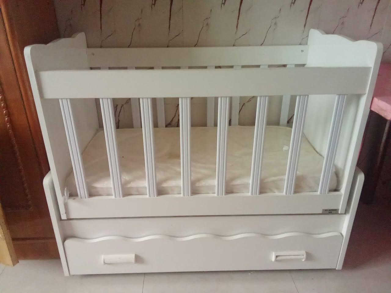 للبيع 
***********
