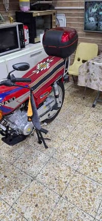 دراجه ايراني اربعه كير وكيل نضيفه  ما امبدل بيه اي شي كلش حلوه وسياقته...