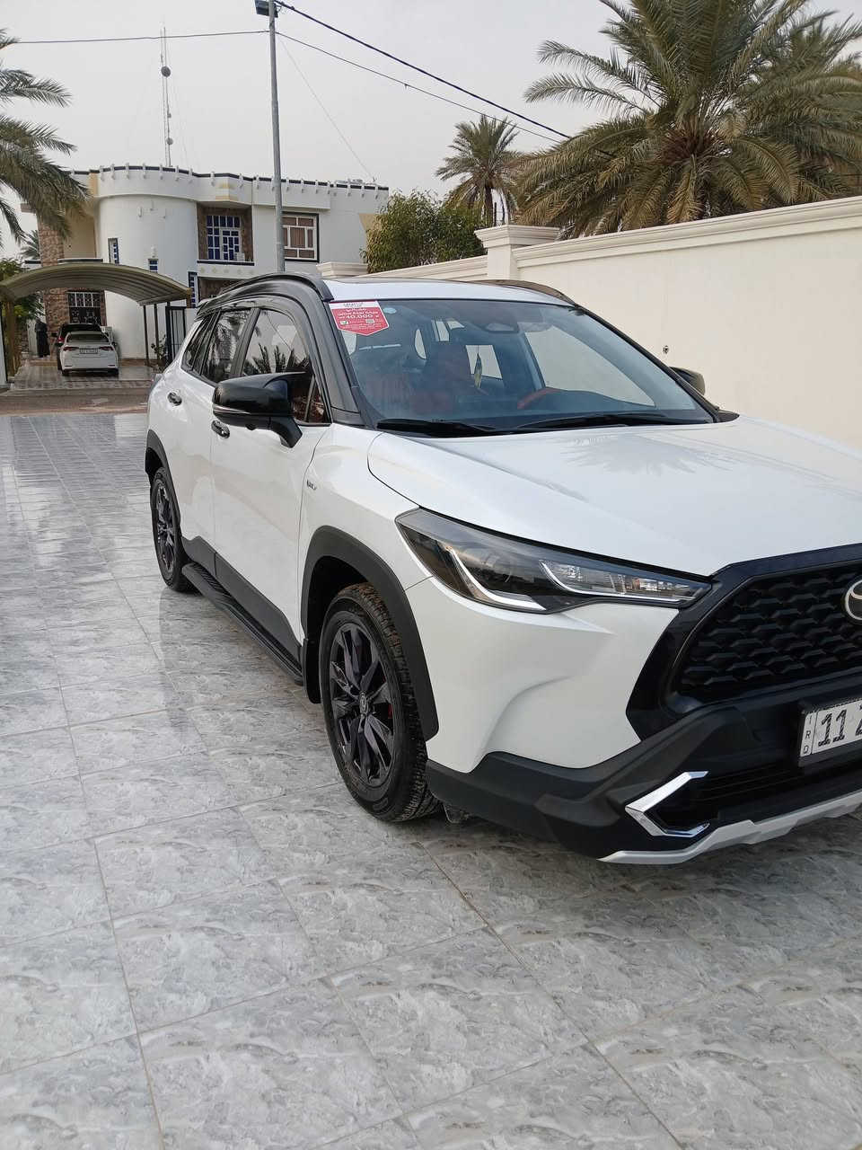 السلام عليكم للبيع كورلا كروس ٢٠٢٥ كفاله عامه ماشيه ٢٣ فول مواصفات سستم كامل اربع كامرات قياده ذاتيه تحديد مسار هاند بريك دكمه مواصفات معروفه سياره على وضع الشركه السعر ١٨٨$ مكان الرمادي سجاريه ***********
