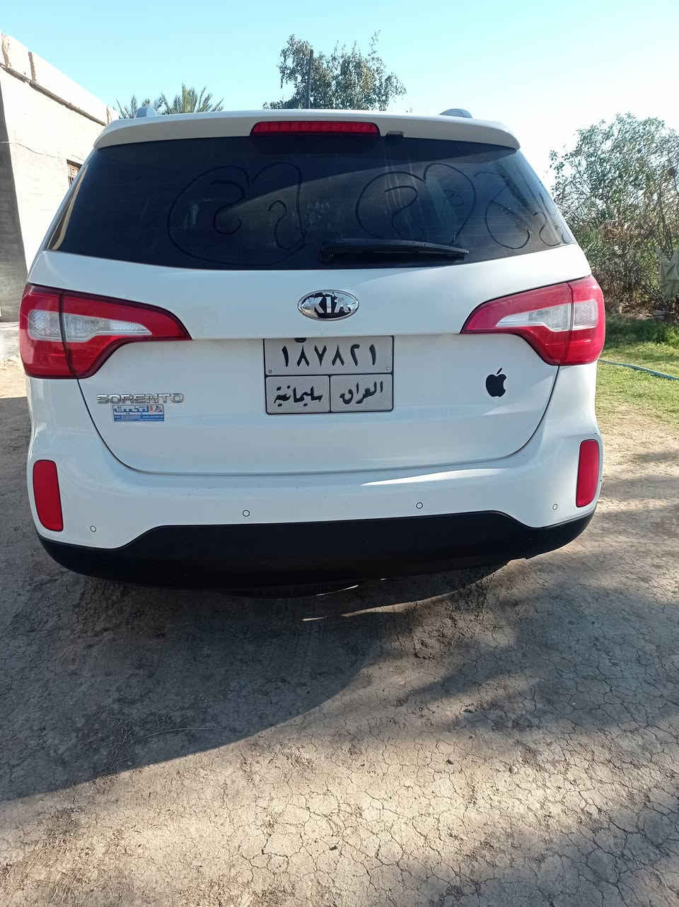 السلام عليكم للبيع كيا سورنتو 2014 مكفولة كفاله عامه فول مواصفات واحد على واحد محرك 2400 السعر 165 رقم *********** المكان بغداد اليوسفية من رخصت الدمن
