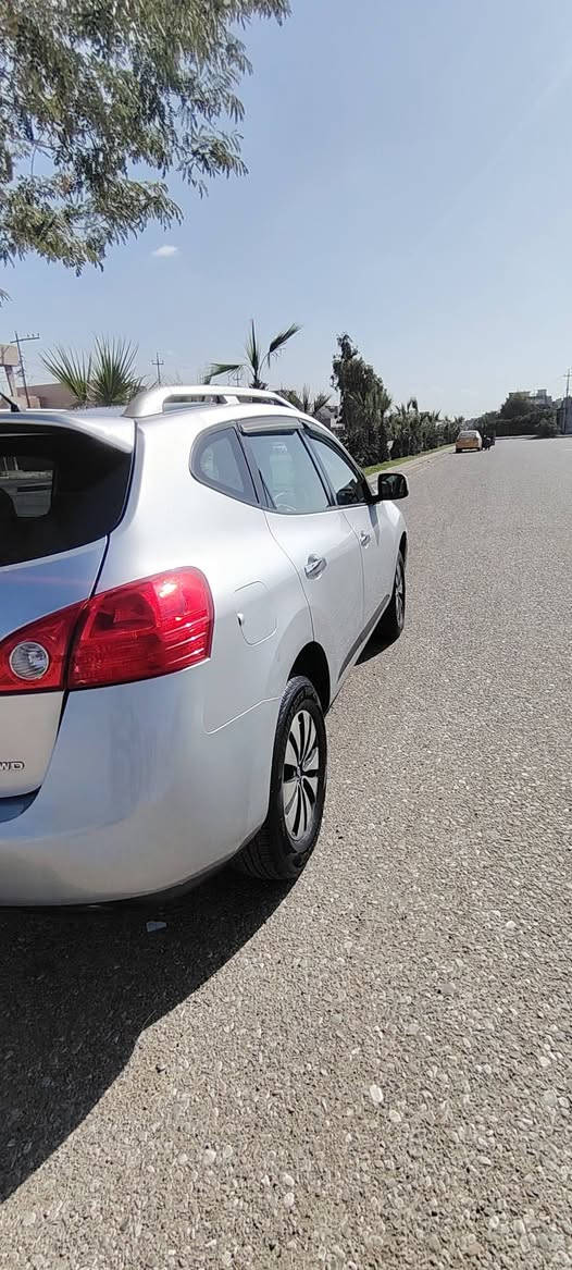 نيسان روج 2010
مكان السيارة كركوك
دفتر بنزين بيها
للاستفسار *********** كركوك, العراق
