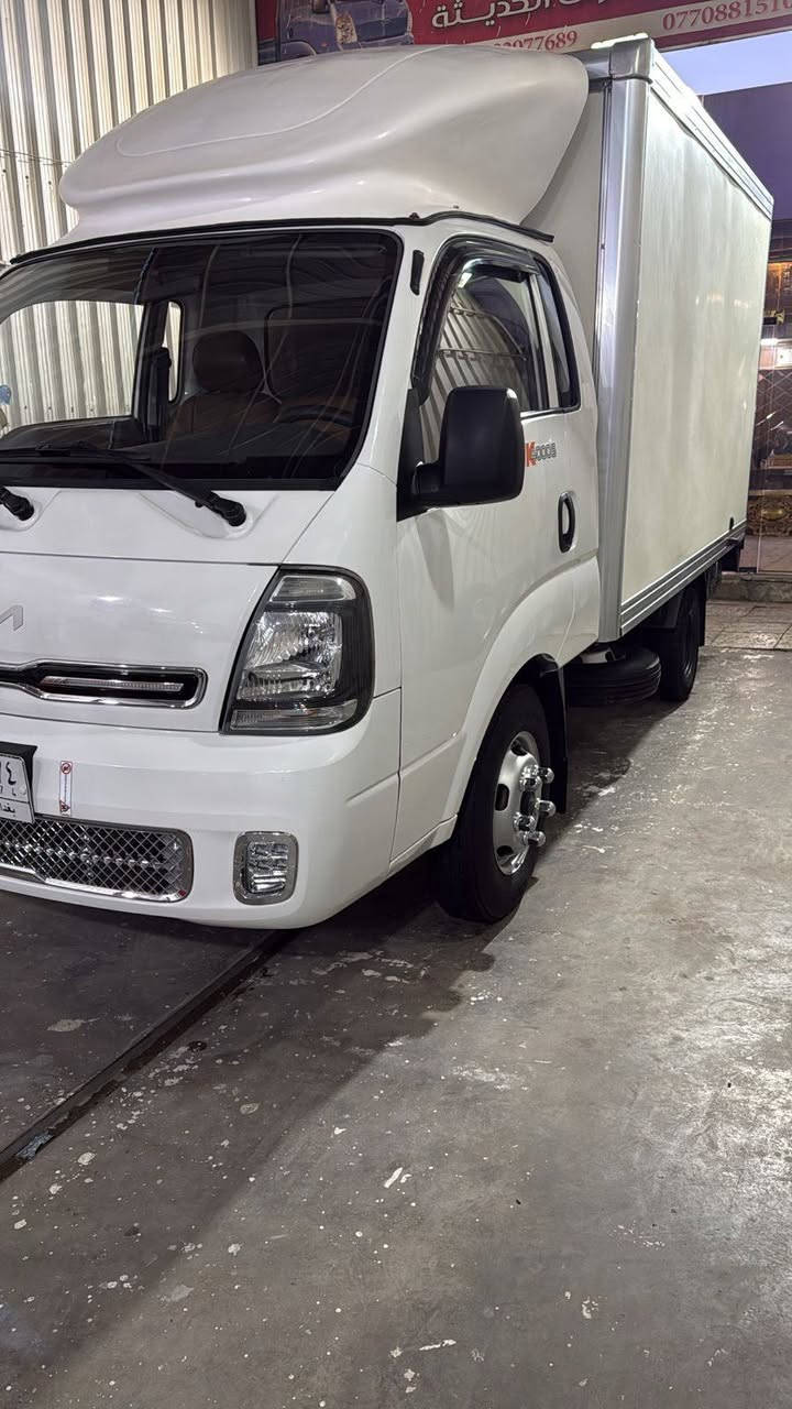 سلام عليكم كيا فحل البيع  موديل 22 مسجل بل سنويه بوكس السياره تخم تاير مكينة جاهزه لاضربه ولاصبغ العنوان بغداد معارض الحبيبيه غير متواجد على الفيس بوك استفسار على هاذا الرقم ***********
