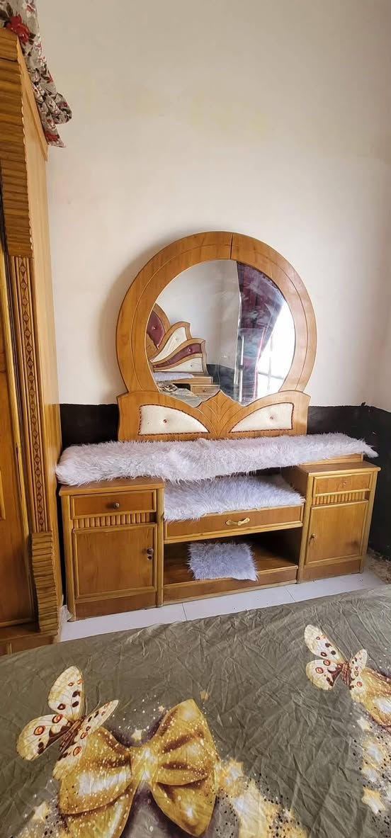 غرفه تسكام مسكميها بمليون ونص يردوها ٦٥٠ بيع مستعجل خدش مبيها صاج٦ ملم


**إذا كنت صاحب هذا الإعلان وتريد حذفه لأي سبب، رجاءا أرسل رسالة إلى الدعم الفني**