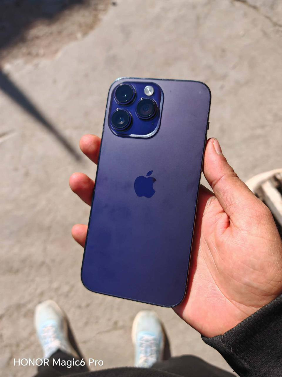 السلام عليكم
14 برو ماكس الجهاز فول نضافه بطاريه 90 شرق اوسط ماستر ما مبدل بي شي ذاكره 256 السعر 875 موجود خاص وواتساب اكثر الرقم ***********.
