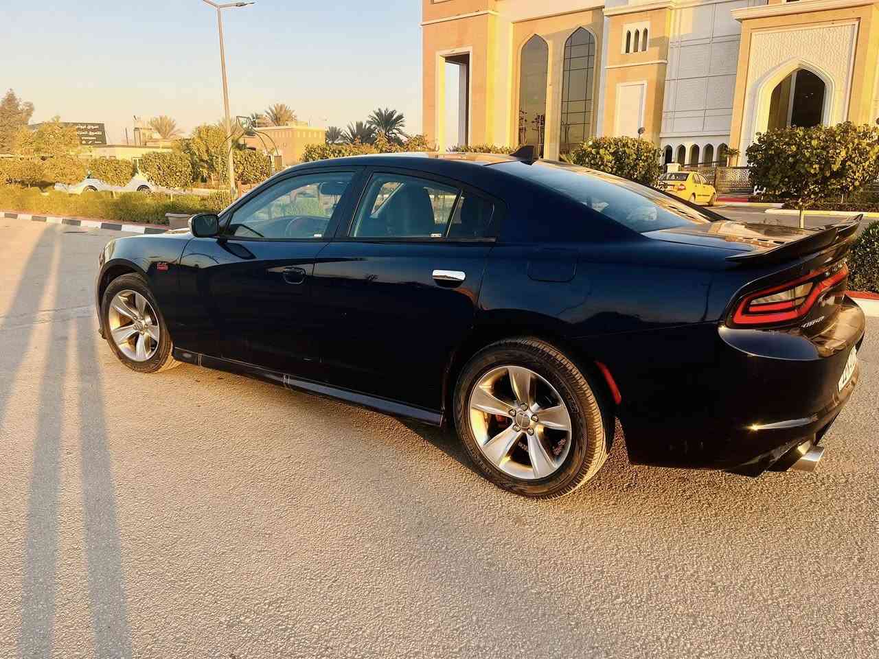 اسلام وعليكم
للبيع جارجر موديل 16 رقم بغداد محرك 3600 السياره بسمي  السياره حادثه موضح بسونار السياره نضيفه مرتبه مكاني كربلاء سعره 167 للشراي يتصل ***********
