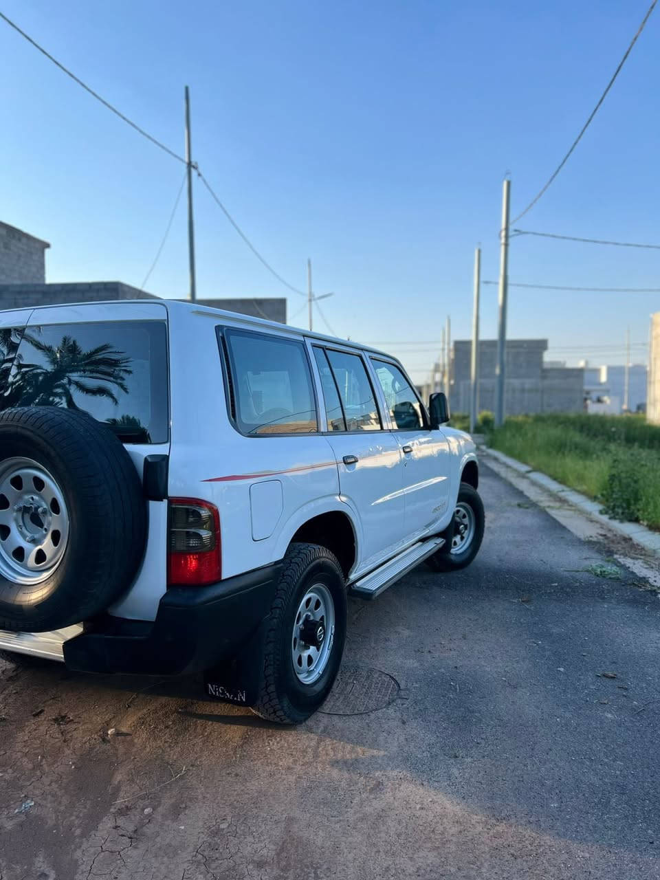 للبيع نيسان باترول 2003 محسن🧿مزاد بغداد 
حجم محرك 4500✅🧿
سياره بدون ضربه فقط بيه نص باب صبغ تكحيلات وباقي مكفوله كفاله عامه 👍✅
اكسل بشرط 
گير منفتوح نهائياً ✅
تخم تايرات 
صدر امامي وخلفي كامل جديد 💯
كهربائيات شرط مملعوب بي على وضع شريكة 
بيهه كتاب نزاد وسياره ماشين بل معامله مالتها مخصص اله رقم بغداد شوط ترقيم 
سياره هزه براد فقط باقي مرور 
سعر سياره 105 وبي مجال الي مو شراي لايتعبني ويخابر ويعلق سلبي تحياتي الكم 💯👋🏻 *********** عنوان سياره ديالى خانقين
