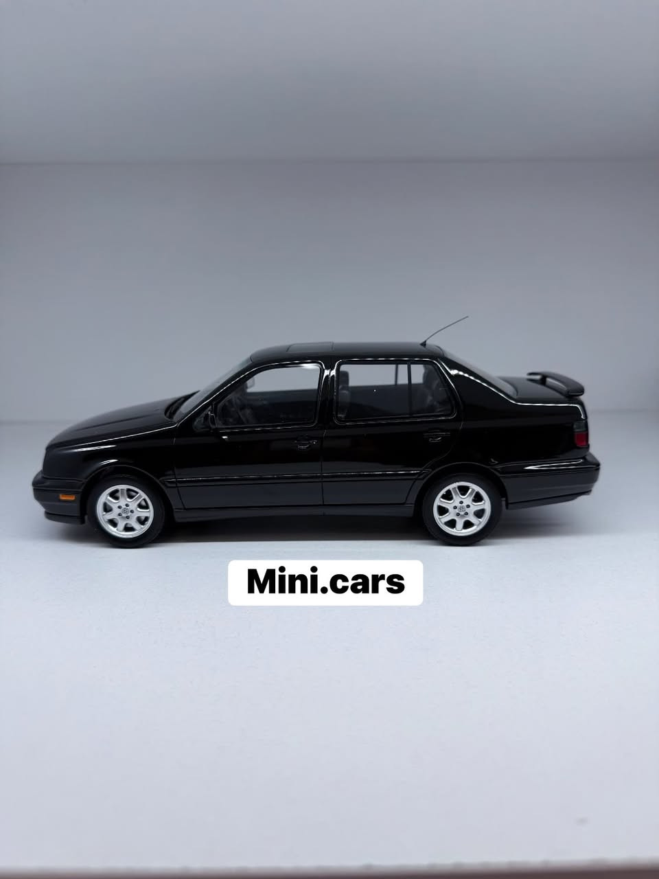 JETTA GLX VR6

Scale : 1/18
Brand :Ottomobile
Price : 160,000 Dinar

 (free delivery inside Erbil)

WhatsApp: +9647504702207

‎التوصيل لجميع مناطق اربيل مجانا

‎گەیاندن بەخۆرایە بۆ ناو شاری هەولێر
