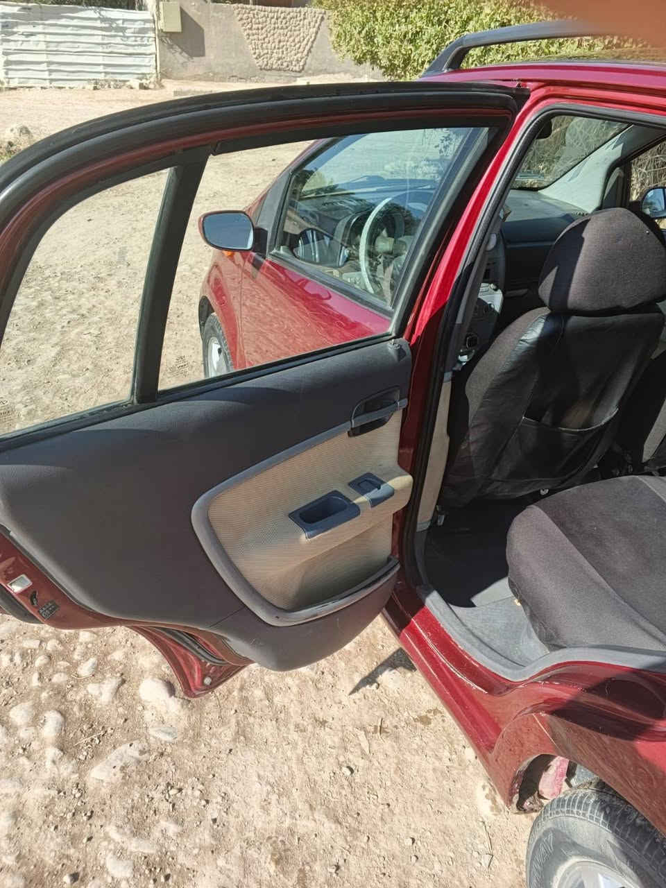 السلام عليكم
للبيع شيري. اي وان 2013 
كفالة عامة كشر كير مكينة 
مكينة اربع سلندر 1300 اقتصادي كير خمس نمر
 تبريد شغال
هزة جديدة رقم ديالى الانكليزي الجديد سنوية بسمي
مكان السيارة ديالى بعقوبة 
للستفسارة الاتصال بهذا الرقم
*********** او واتساب
او خاص 
السعر 42 وبيهة مجال
