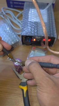 كاوية نقطية • متوفر • الكترونيات