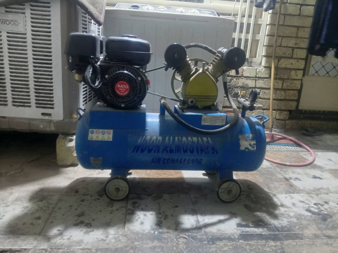 سلام عليكم كنبريسر لبيع اخو الجديد ابو الميه بغداد حي العامل ***********
