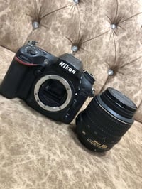 نيكون ٧٢٠٠ • عدسة ١٨-٥٥ • تراوس ميني ٢