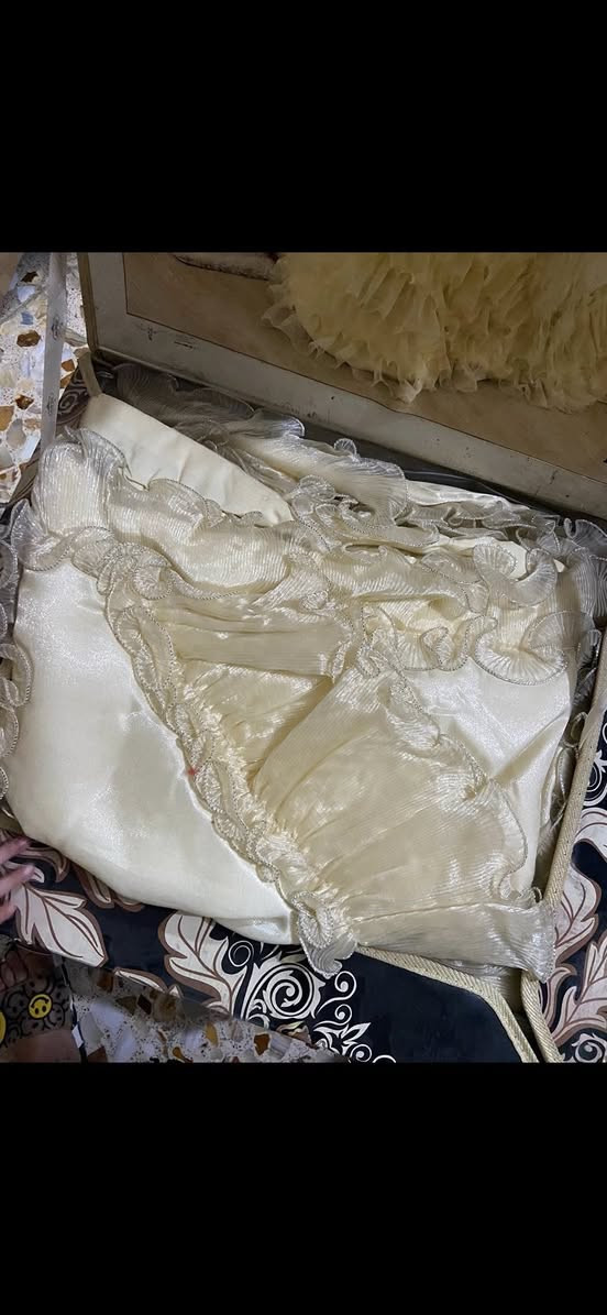 فرشة عرس للبيع نظيفه جداااا مفروشه مره


**إذا كنت صاحب هذا الإعلان وتريد حذفه لأي سبب، رجاءا أرسل رسالة إلى الدعم الفني**