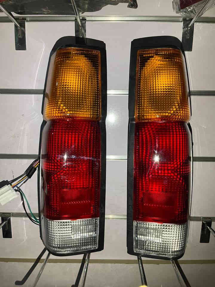 السلام عليكم
تتوفر الادوات الاحتياطية بيك اب نيسان  

فول لايت
سكن لايت
بك لايت
جامة بك لايت
حساس صالنة
دعامية امامية
دعامية خلفية
لحية امامية
بنيد
شباك اعلى
اذان محرك
مرايا جانبية
قفل باب بدي

يوجد توصيل لجميع محافظات العراق 🛻

للاستفسار التواصل واتساب ***********
 او عبر الرسائل الخاصة

العنوان : بغداد / شارع الضلال
