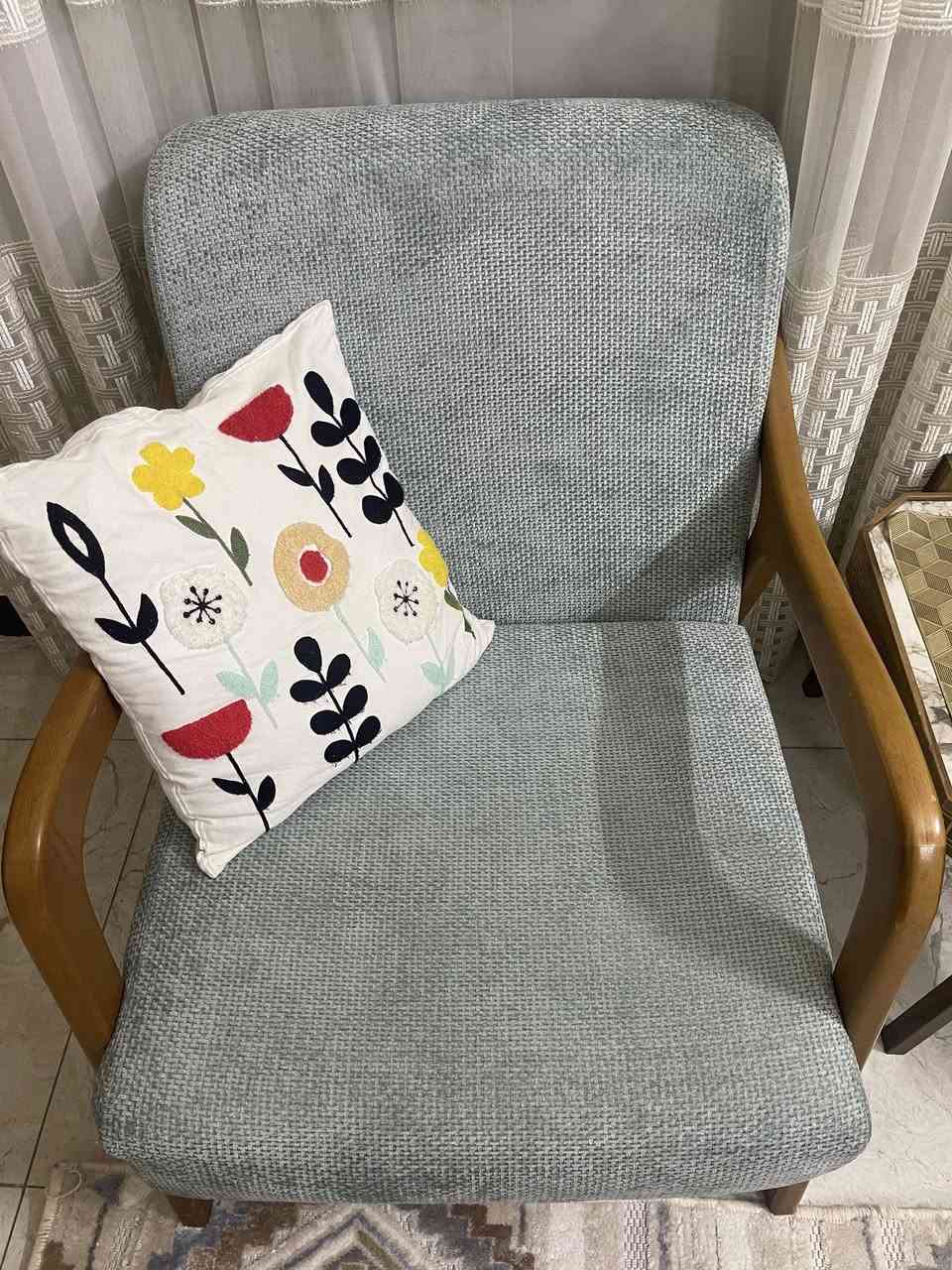 تخم ٨ مقاعد في حالة جيدة جداً في منطقة السيدية


**إذا كنت صاحب هذا الإعلان وتريد حذفه لأي سبب، رجاءا أرسل رسالة إلى الدعم الفني**