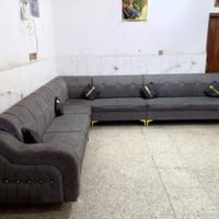 ديوان 10 مقاعد نظيف سعره 240 وبي مجال لبياع  يوجد توصيل بكروه ب واتساب...