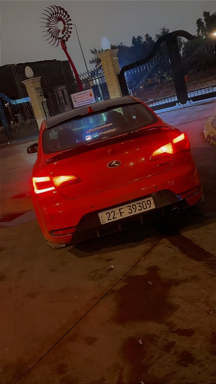 سلام عليكم 
كيا سيراتو 2014 خليجيه كفاله عامه عدا نص جاملغ صبغ فول واحد عله واحد الون احمر مميز ابل شذره 
مواصفات 
بصمه + فتحه سقف+ مري شفط +اناره ترحيب + شفتات ستيرن +تحكم ستيرن + الد داخلي +شاشه +شاشه اعطال+ دمام سوط +اليتات زنن منضومه كامله+جام عازل حراري + سبايدر 
تايرات وصدر جديد وبي ضمال ٣ اشهور امامي خلفي 
هزه وسنويه ورقم جديد 
محرك 2000 دوش 
مكاني بغداد اليرموك الاربع شوارع  
اتصال فقط واتساب او رصيد 
السعر ٩٦ وبيهه مجال
***********
