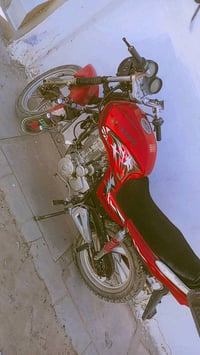 هيوشه • ٢٠١٧ • بدون اوراق
