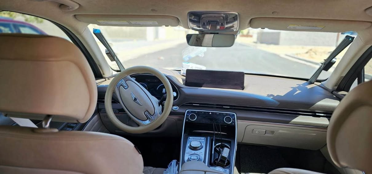 تقفيلت مواصفات الجنسسز 
GV80 ٦ سلندر توين تيربو 2024
برستيج 
جلد طبيعي وليس صناعي 
مساج 
اضائة محيطية اوتماتيك 
كامرات محيطية 
تدفئة وتبريد جميع الكشنات 
ابواب شفط 
ماشية ٣٤٠٠٠ الف 
بردات كهرباء 
مغلفة بالكامل بي في اف 
ويل كب رياضي ٢٢ 
رادارات 
رقم اللوحة مميز يحتوي ع ٣٣٣
مكفولة من الدعامية الى الدعامية من اي خدش او صبغ او بارد او عطل 
المحرك مكفول 
الكير مكفول 
الكهربائيات مكفولة 
البدي باكملة مكفول 
المقاعد الخلفية تحكم كهربائي 
وغير ذلك من المواصفات التي لاتعد ولا تحصى 
***********
السعر النهائي 455 $ البصرة, العراق
