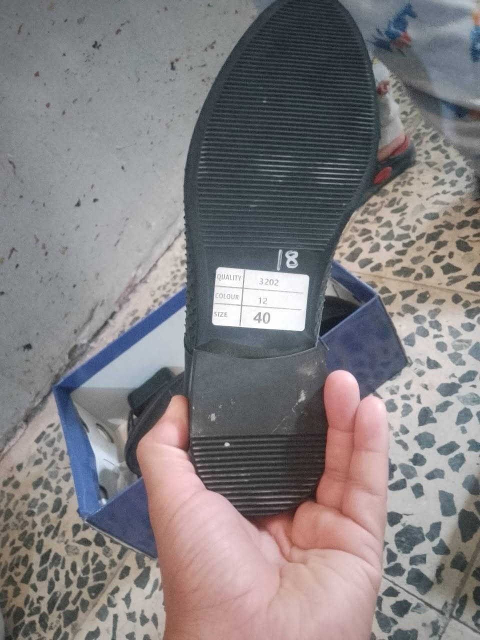 تركي اصلي قياس 40السعر خاص


**إذا كنت صاحب هذا الإعلان وتريد حذفه لأي سبب، رجاءا أرسل رسالة إلى الدعم الفني**