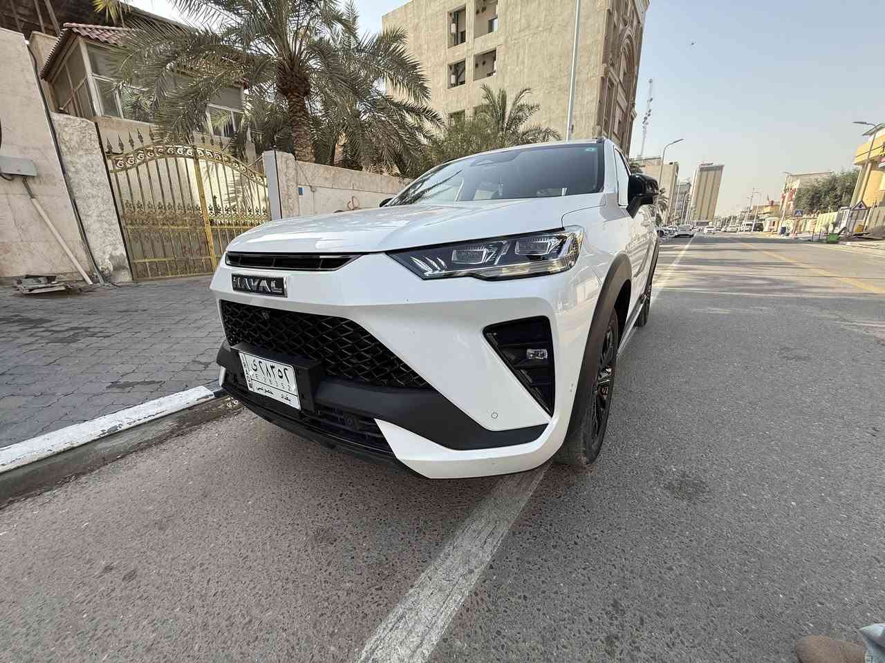 هافال H6 GT 2024 كفالة عامة 
السلام عليكم اخواني سيارة هافال H6 GT كفاله عامة 
و بعدها بالضمان (مليون كيلومتر أو 10 سنوات) و بالنسبة للمواصفات فول الفول الهافال معروفة بمواصفاتها و خاصتا ال GT 
رقم بغداد و السيارة حرة مو اقساط تحويل مباشر و السعر 32 مليون عراقي ما اتعامل بالدولار 

رقم الهاتف *********** 
مكان السيارة البصرة
