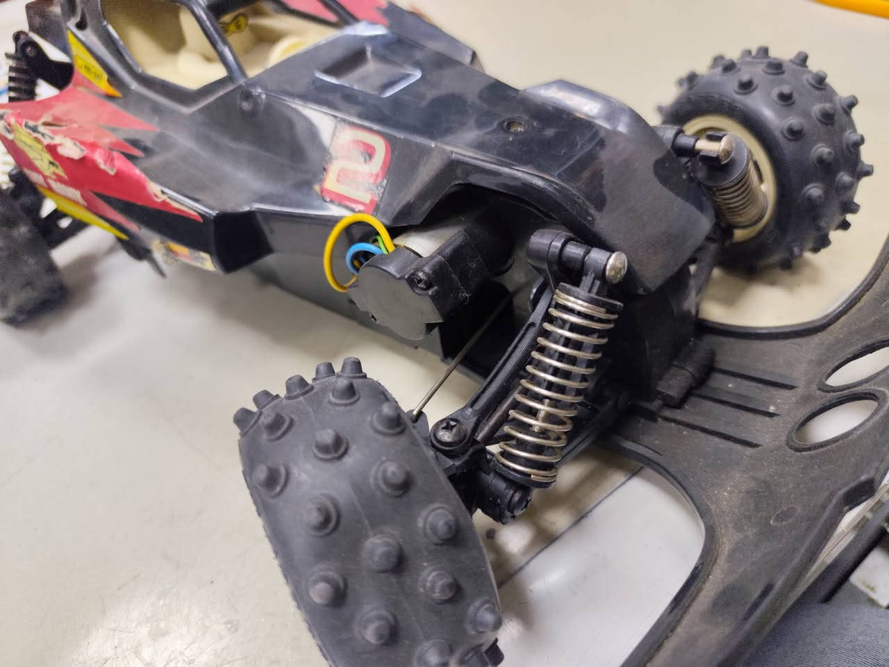 سيارة دفع رباعي طولها 40 سم بدون ملحقات الي تفيده قطع غيار أو يرهملها ريموند سعرها 18 ويه توصيل


**إذا كنت صاحب هذا الإعلان وتريد حذفه لأي سبب، رجاءا أرسل رسالة إلى الدعم الفني**