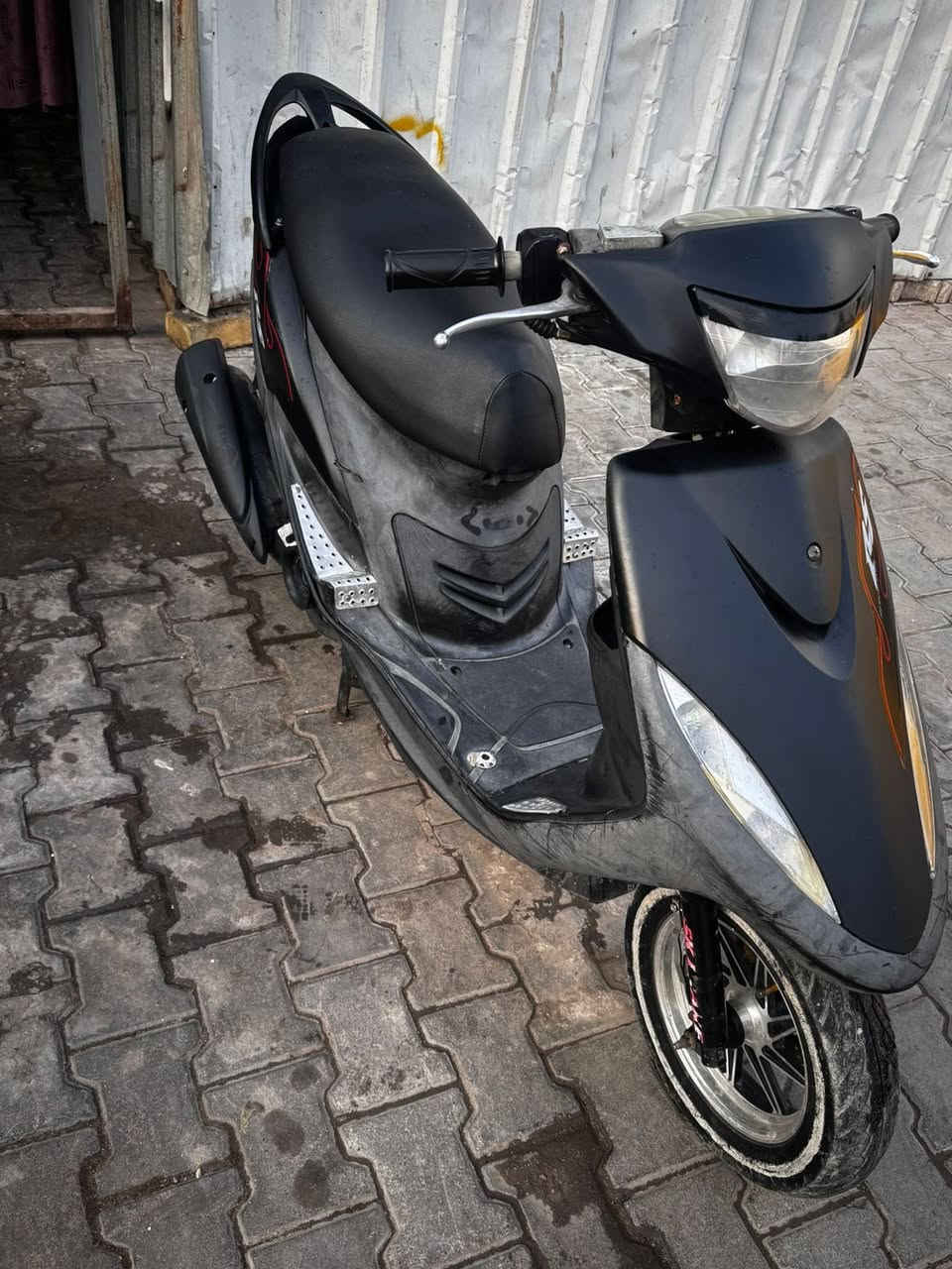 سلام وعليكم دراجه ماكس عدله الدرجه نكره صبح وبليل متفشل بلاديه سعر 550وبيه مجال للشراي رقم الهاتف. ***********
