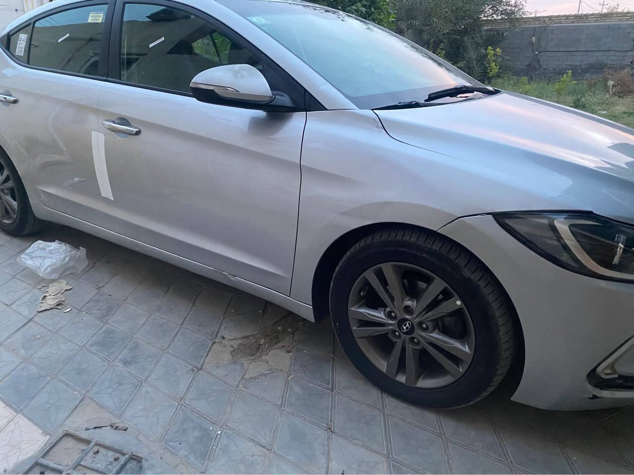 🚗🔥 ألنترا 2017 للبيع — فرصة ما تتكرر 🔥🚗

Hyundai Elantra 2017
لون سلفر ✨
سيارة استخدام شخصي ونظيفة

✔️ مكيف ثلج ❄️
✔️ شاشة + كاميرا + سنسورات
✔️ محرك دوش + جير شرط

🔧 ملاحظة بكل صراحة:
ضربة خفيفة جداً (جاملغ جهة السايق + بنيد)
📸 الصور موجودة للجادين

💰 السعر: 115$ وبيهه مجال 

📍 الموقع: الناصرية مركز 
📞 ***********

⏰ السيارة جاهزة للفحص بأي وقت الشطره, ذي قار

