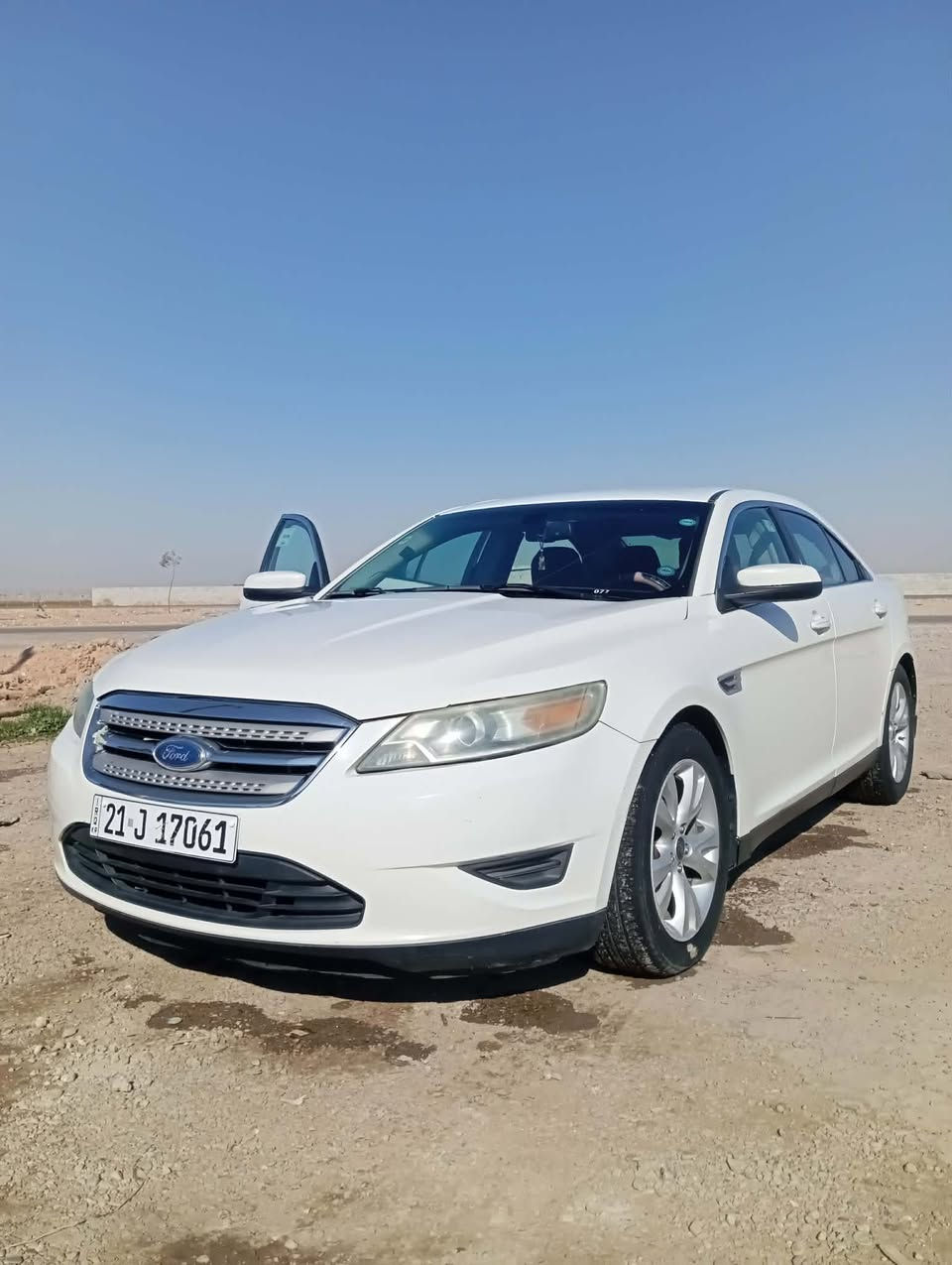 العنوان: فورد [ تورس] للبيع - قمة النظافة ✨
الموديل: [سنة الصنع،  2012]
الحالة: السيارة بحالة الوكالة، صبغ وكالة، 
المواصفات: (واسط).
الفحص: شرط الفحص (كير، ماكينة، شاصي).
السعر: [اتصال على رقم ] (***********).
ديالى ناحية السعدية
