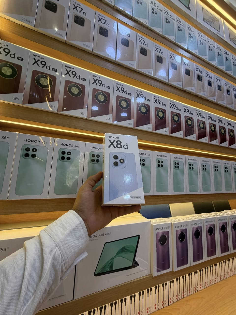 السلام عليكمً متوفر عرض خاص بسعر  جوه السوك جديد
متوفر جميع اجهزه هونر من الايبادات والاجهزه بسعر 🔥🔥 جوه السوك وانسب شي متوفر يمنه وعرض خاص لاصحاب الجملة

_ا🔥🔥

———————

 ضمان يومين

فحص وستخدام معه وصل ضمان

_متوفر بيع بلتقصيد المريح لحاملي ماستر الرافدين حصرا استقطاع مباشر  بدون حجز الماستر

——————————————-

عنوانه شارع المصورين قرب مصور سومر 

متوفر توصيل داخل ديوانيه 

مركزز ضياء فون 

لاستفسار ***********

#نشتري_جميع_لاجهزه_المستخدمه_وجديده
