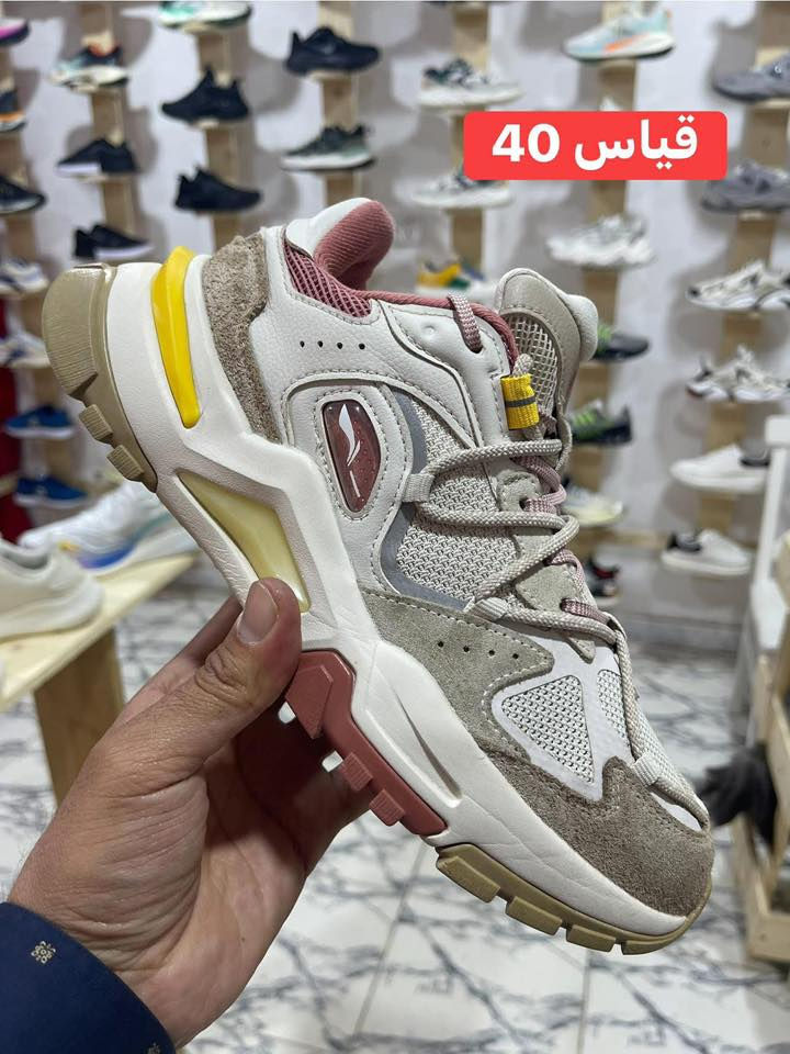 عيوني كل القطع ع 15 وتوصيل مجاني باله نضافه تامه وات ساب ***********
