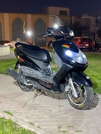 من رخصه صاحب الكروب دراجه سكنس فحل للبيع خطين نوزل نكره بكل وقت  بلادي...