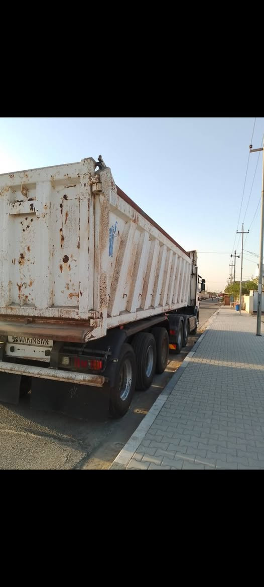 السلام عليكم البيع عربانه مديل 14 ماكنيسان 29 متر مكفوله كفاله عامه تخم تايرات المكان البصرا  الدير السعر 220 وبيه مجال ***********
