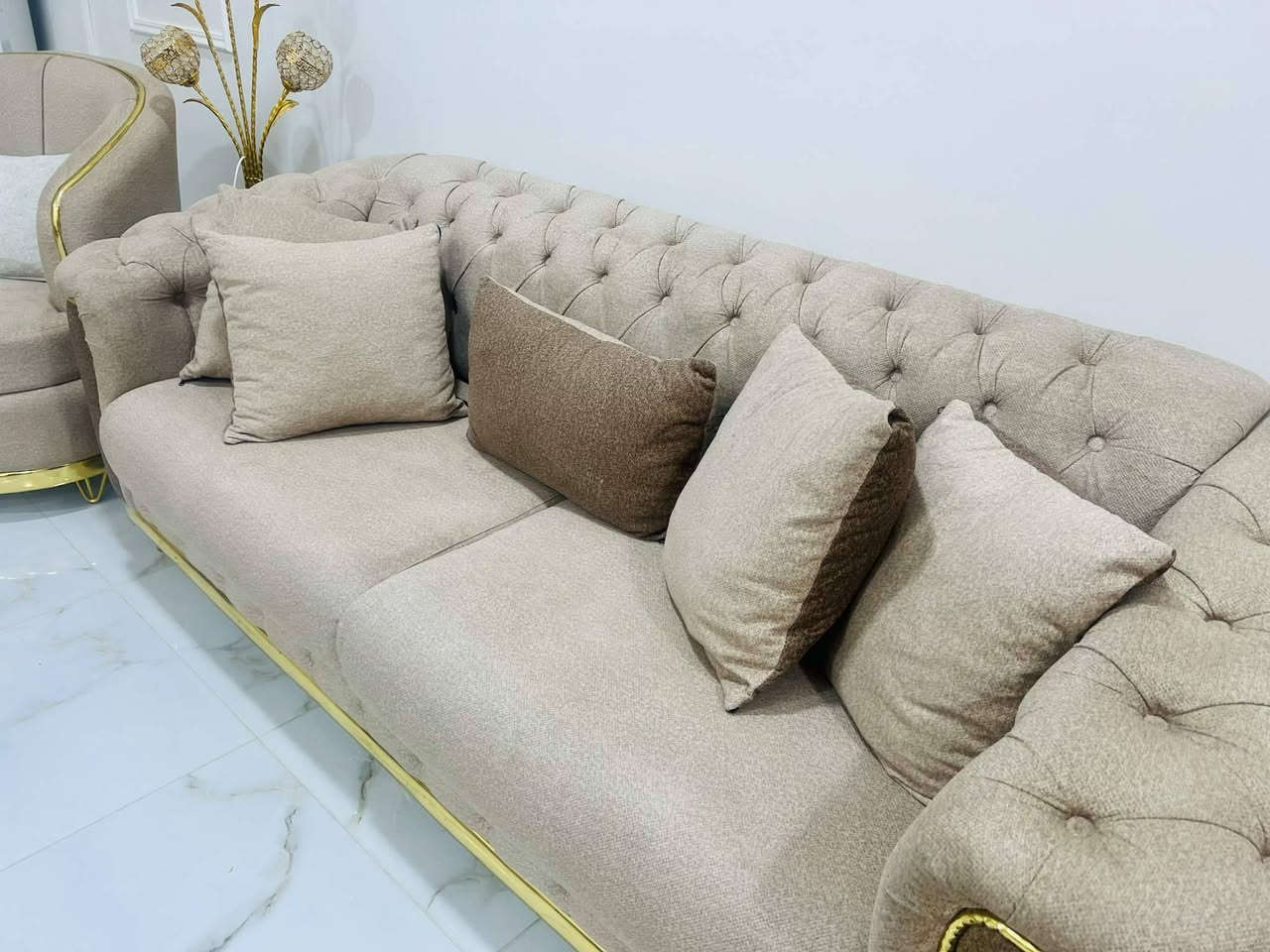 تخم بعده بجيس ما مستخدم  قليل مستعجلين على بيع سعر خاص


**إذا كنت صاحب هذا الإعلان وتريد حذفه لأي سبب، رجاءا أرسل رسالة إلى الدعم الفني**