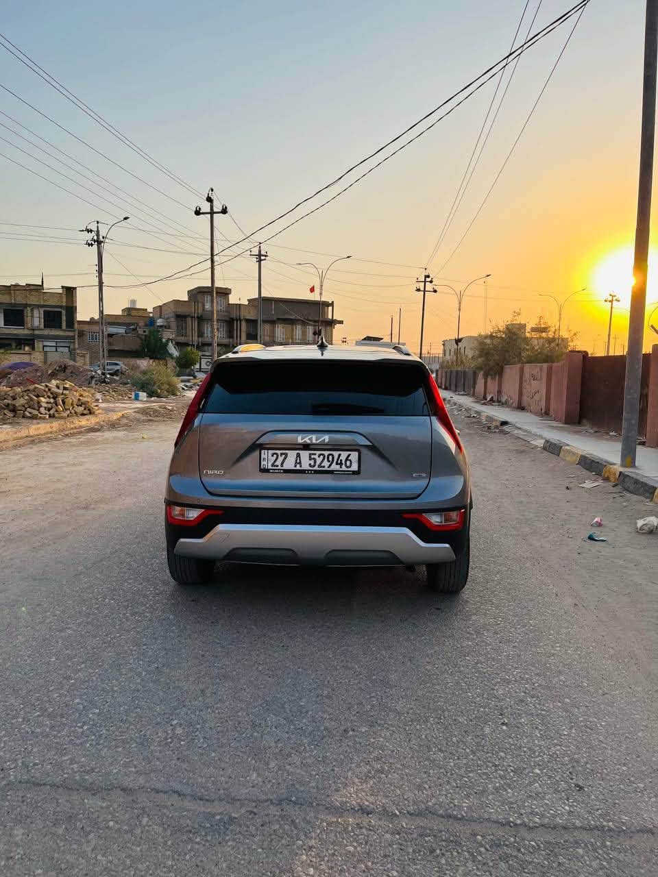 السلام عليكم 
كيا نيرو هايبرد موديل ٢٠٢٤
مرقم وكامل 
ماشيه ٣٠ الف 
السياره بدون ايرباك فقط تبديل جاملغ من دون صبغ نفس الون يعني انسى الحادث 
نضيفه السياره كلش  عندي الفيديوهات مالته وهيه تخرج من الحاويه علمود يبين لك الحادث كامل 
شاشه دجتل نضام سبورت وايكو 
كلش نضيفه السياره لون سلفر 
السعر ١٦٠ وبيه مجال من دون ايرباك شباب وحادث 
مكان ذي قار 
الرقم***********
💘
