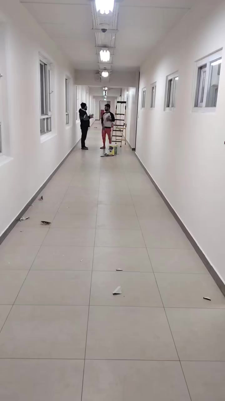 السلام وعليكم صبغ وديكورات ورق جدران ***********
