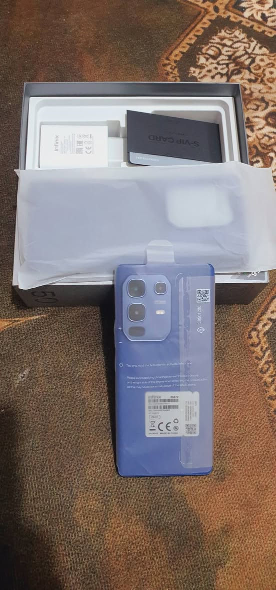 مستخدم يوم واحد فقط ملحقات ما مستخدمه انفنكس نوت ٥٠اس فايف جي مظلع جهاز جديد نظافة ١٠٠بل١٠٠سعر ٢٧٥ قفل قفل تفاصيل مذكوره اتصل *********** عمارة, ميسان
